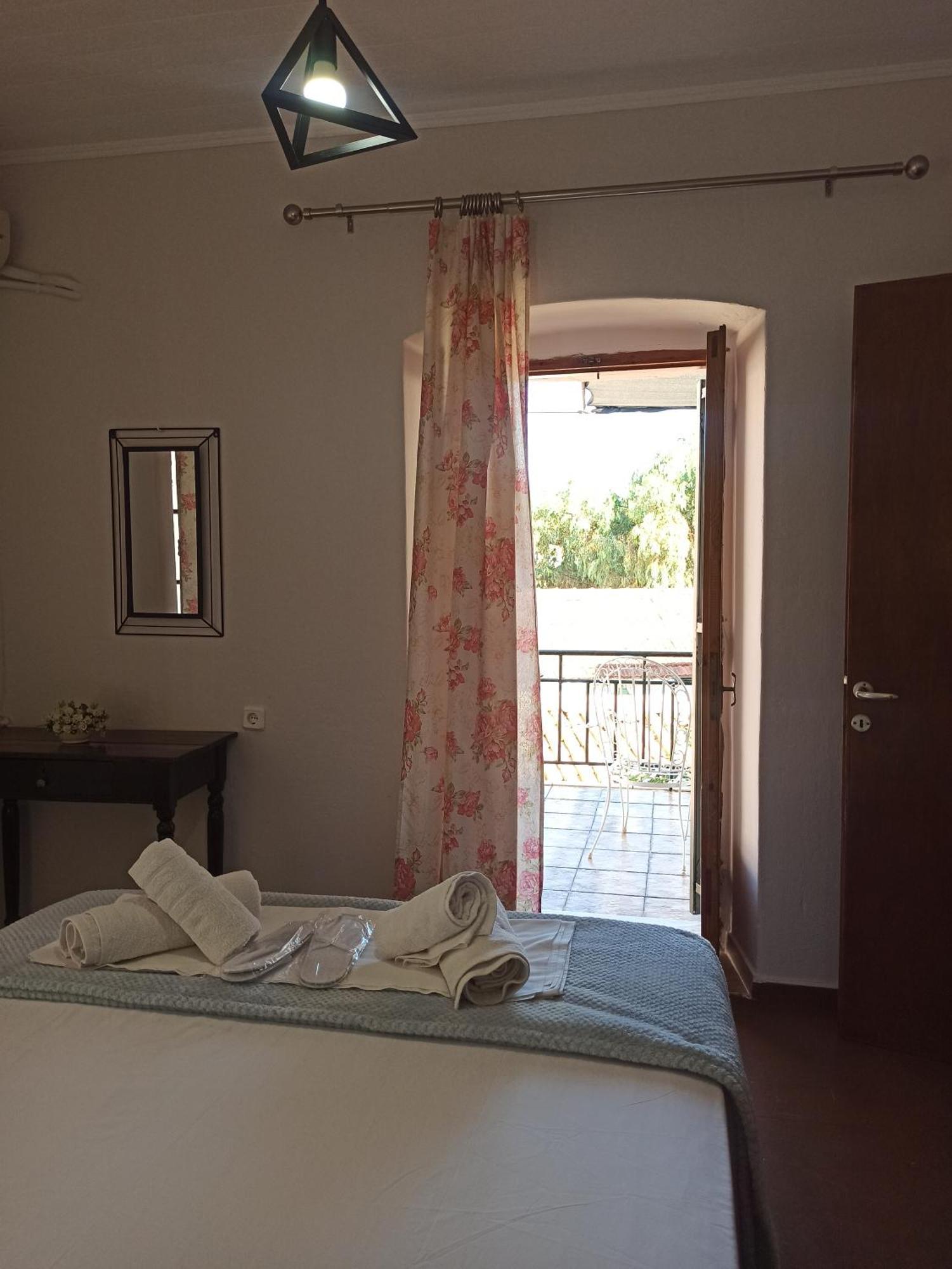 Poseidon Apartments Gaios Ngoại thất bức ảnh