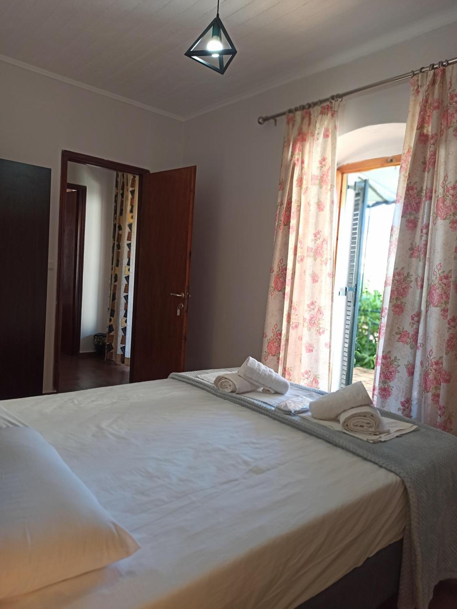 Poseidon Apartments Gaios Ngoại thất bức ảnh